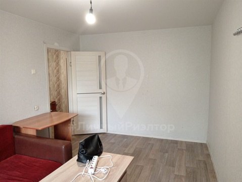 2-к квартира, 5/5 эт., 65м²
