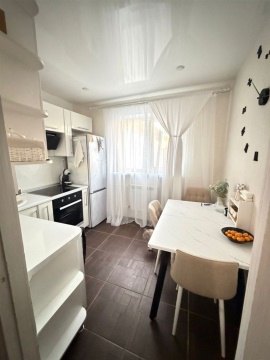 2-к квартира, 5/5 эт., 51м²