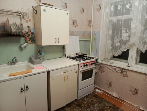 2-к квартира, 4/5 эт., 51м²