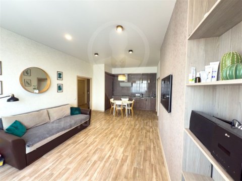 2-к квартира, 11/18 эт., 88м²