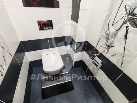 2-к квартира, 4/6 эт., 68м²